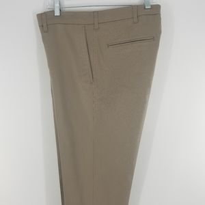 Hagger Ultimate Travel Khaki NWT 40X29